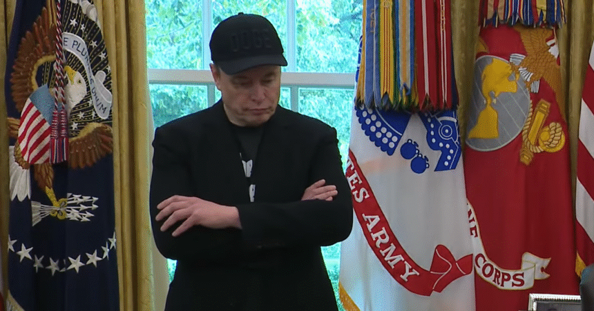 Elon Musk esclarece hematoma no olho: ‘foi resultado de uma brincadeira’